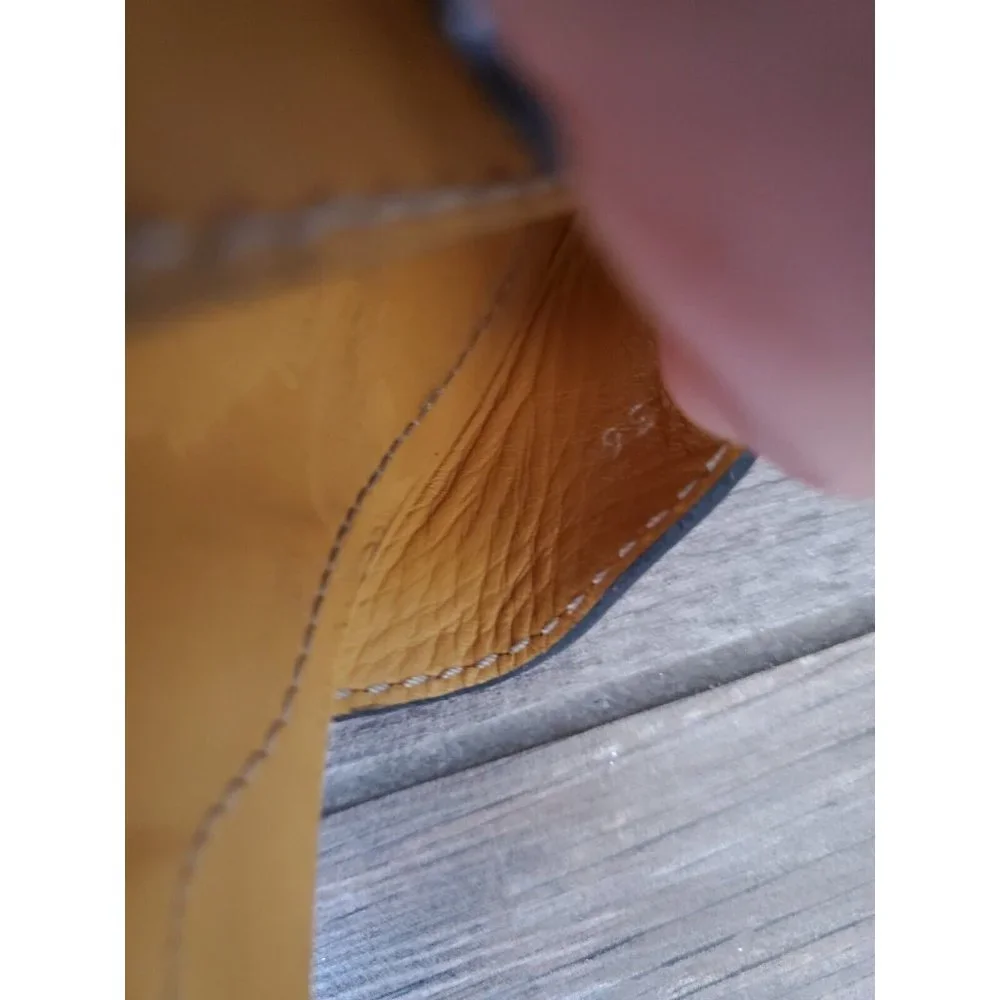 Tod's Yellow Leather Kitten Heel Sandals In Size 36. Clean Outer Sole - Picture 7 of 9